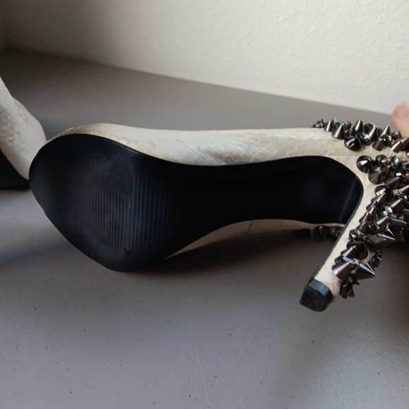 Sam Edelman Shoes‎ Womens 8M Peep Toe Cream Leather Metal Spikes Punk Rock Biker - Picture 8 of 16